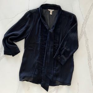 Banana Republic Sheer 3/4 sleeve Blouse in Navy